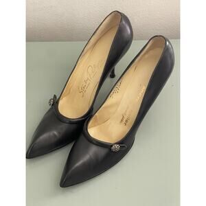 Vintage 1950s Black Pointy Toe High Heels Stilettos 8 AAA Narrow Pumps Monroe